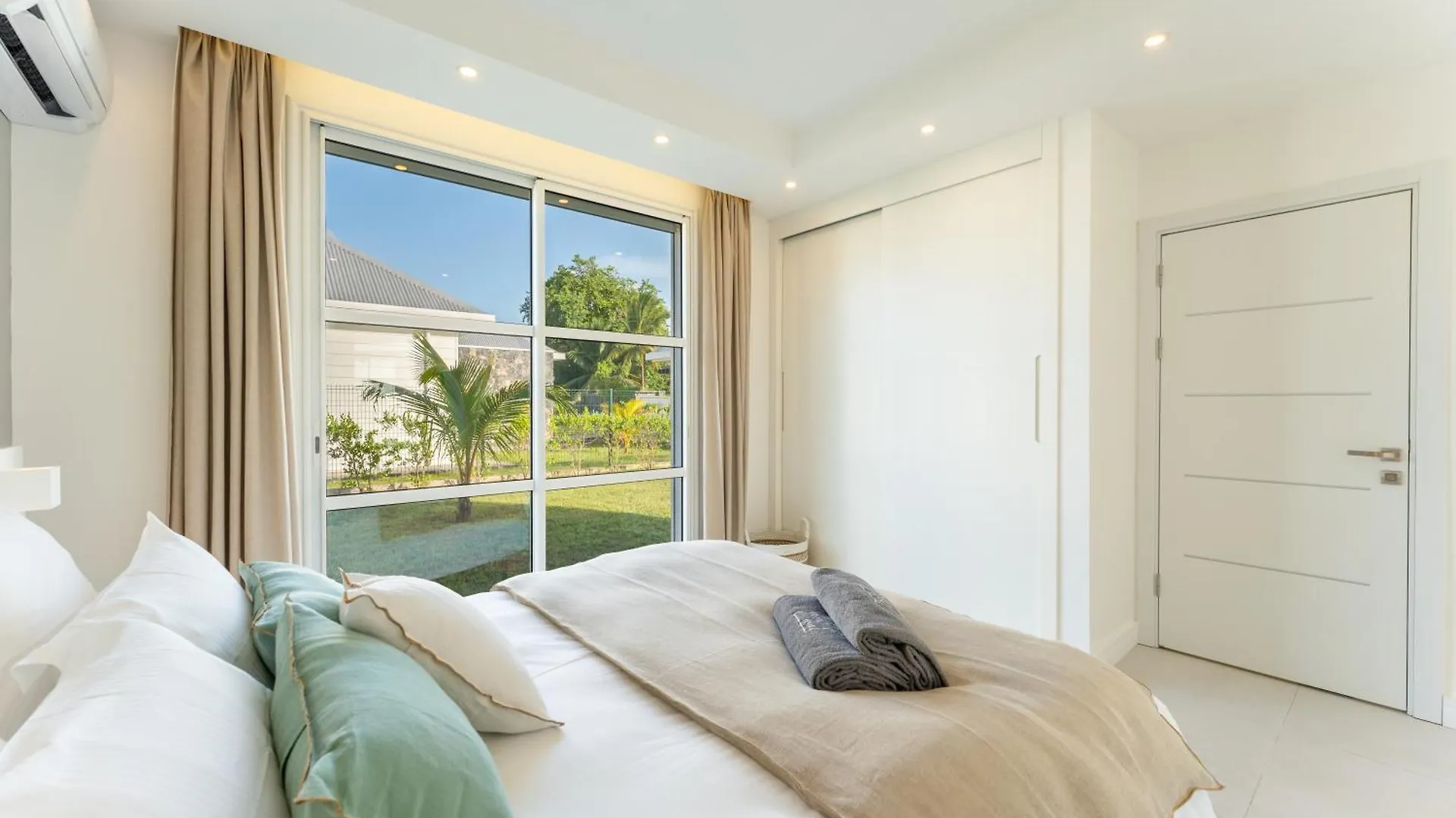 Hill Rock Villas - Rouge Corail Petit-Bourg Guadeloupe